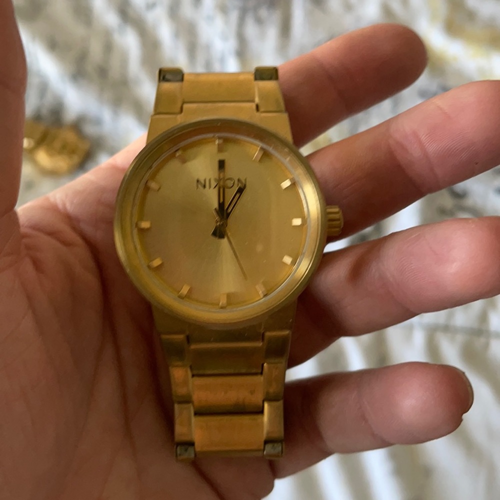 Nixon “the cannon” watch